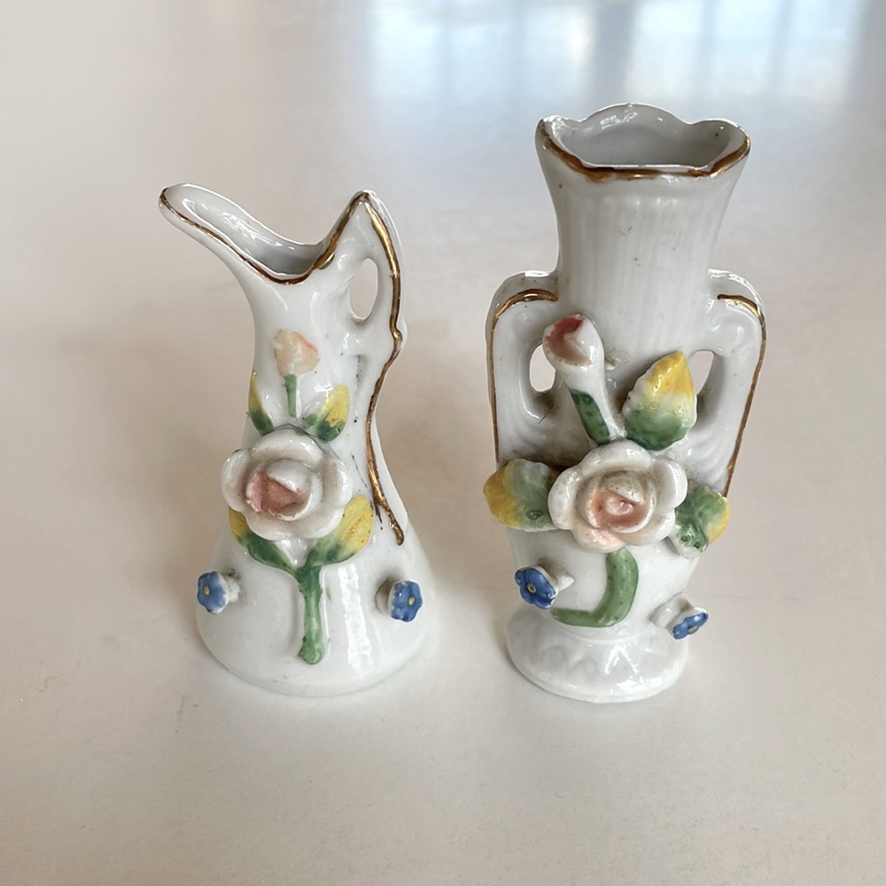VTG Pair of Occupied Japan Vases